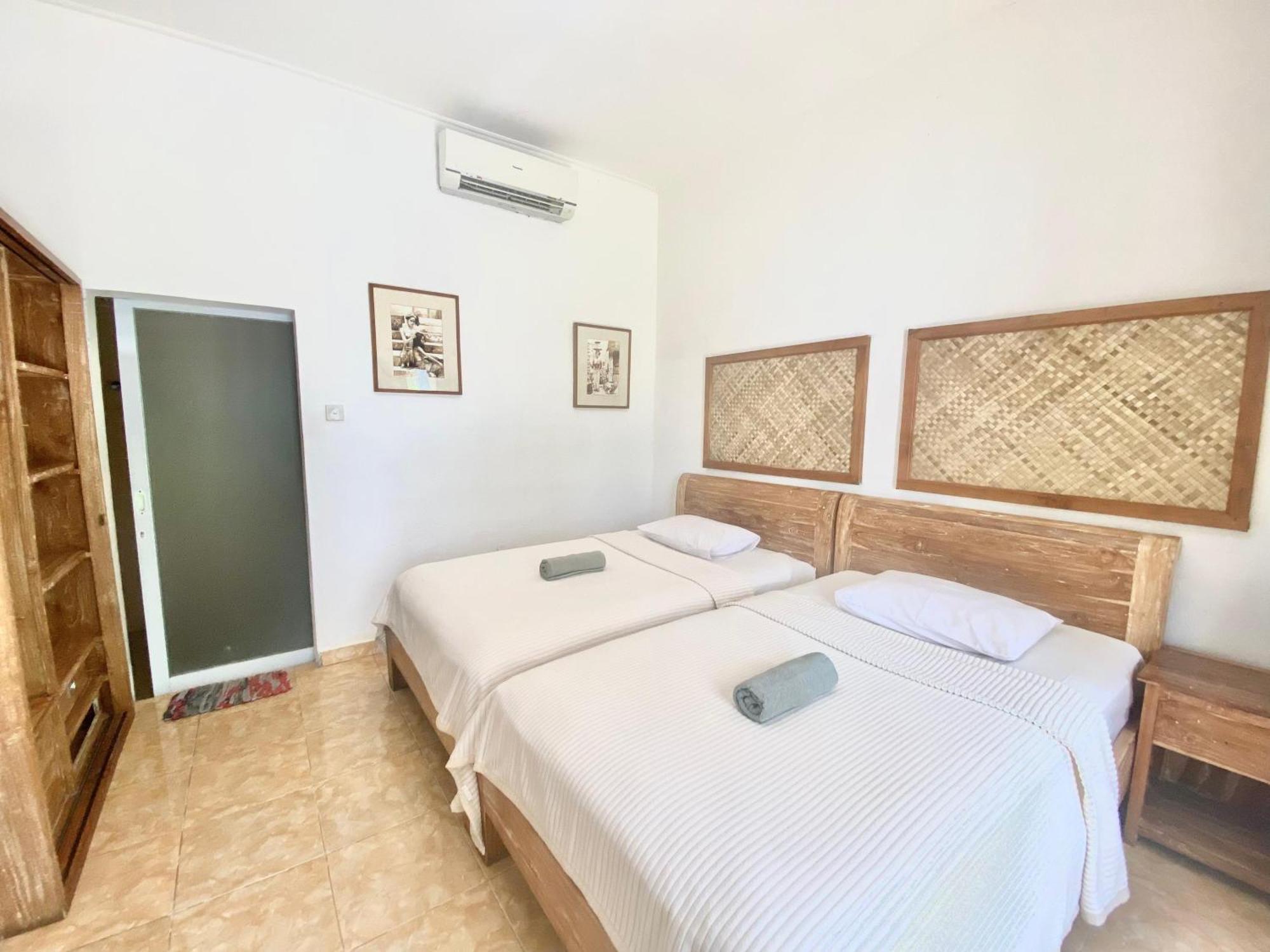 Ashana Hotel Uluwatu  Exterior photo